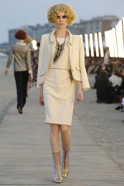 Look 36